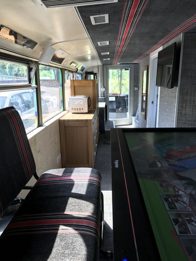 Bed In Bus Acomodação com café da manhã Belluno Exterior foto