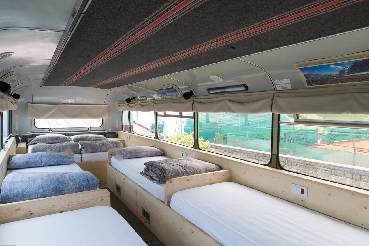 Bed In Bus Acomodação com café da manhã Belluno Exterior foto