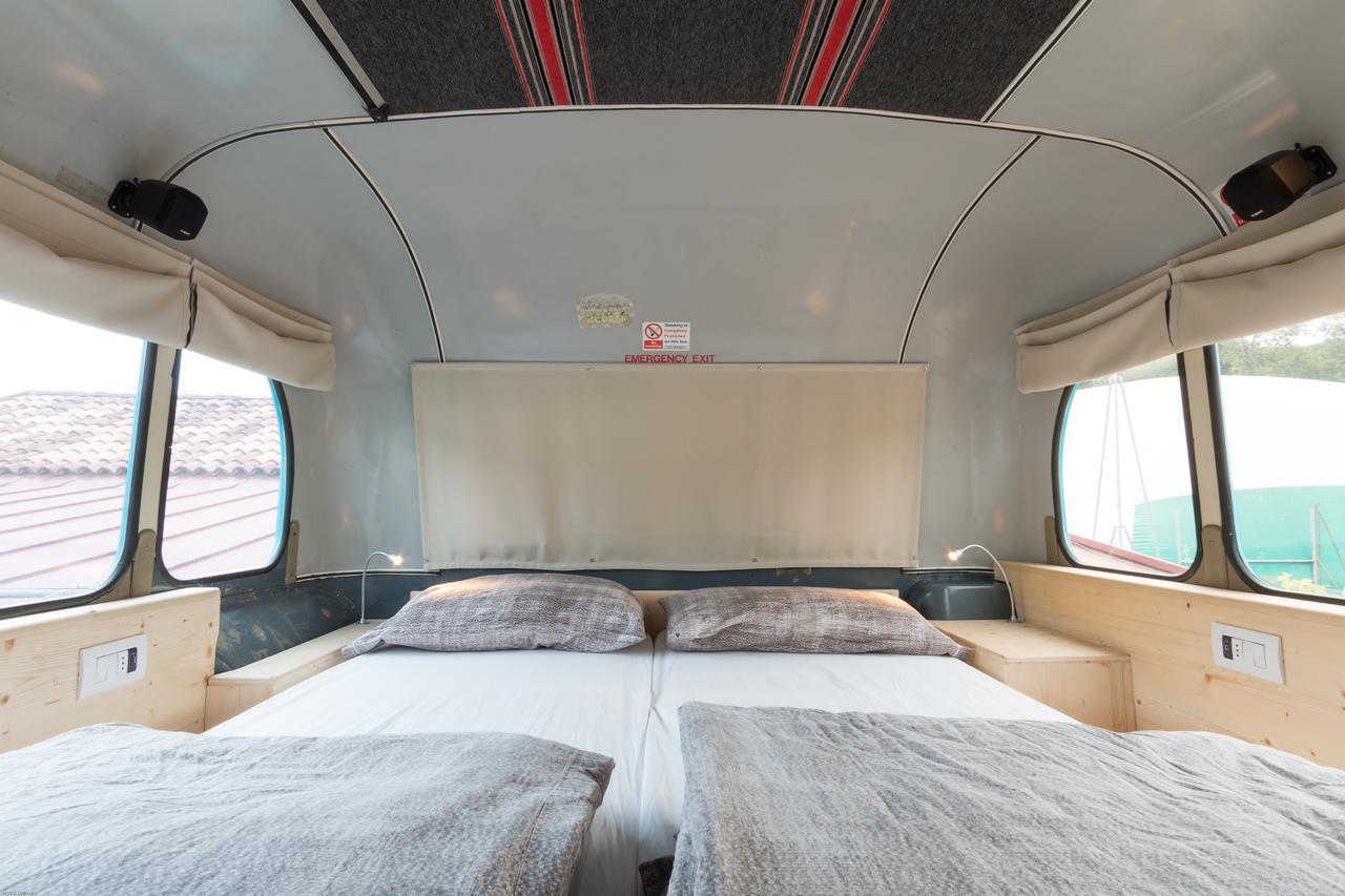 Bed In Bus Acomodação com café da manhã Belluno Exterior foto